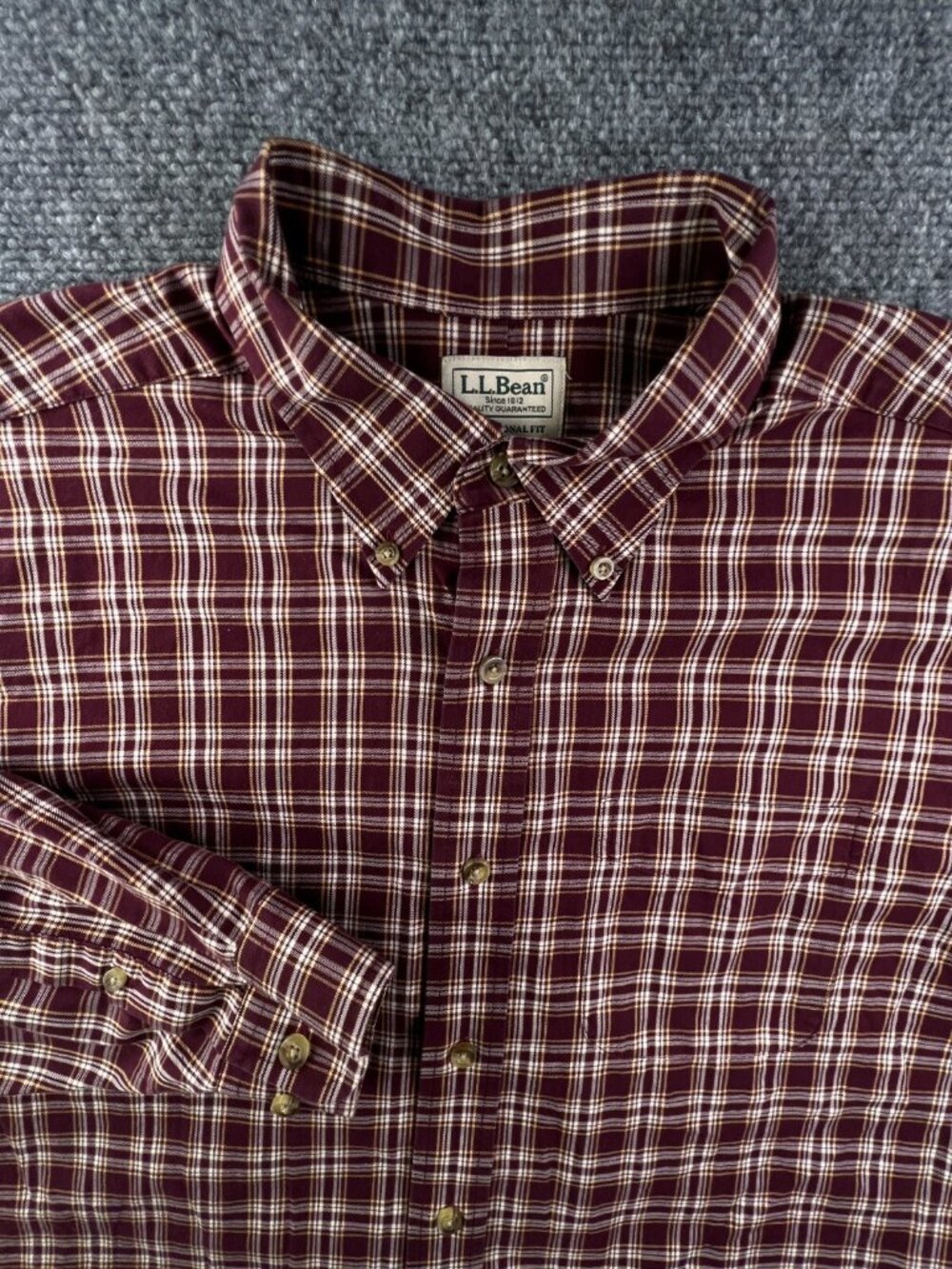 L.L. Bean Traditional Fit Shirt Men’s Size L/XL Red Plaid Button Up Adult
